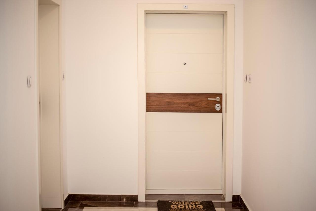 Apartment Aloha Требине Екстериор снимка