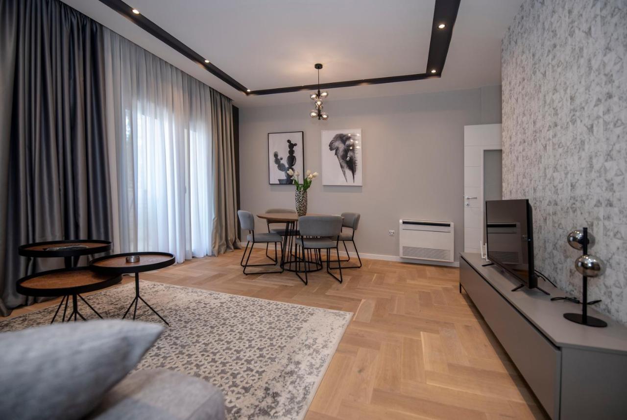 Apartment Aloha Требине Екстериор снимка