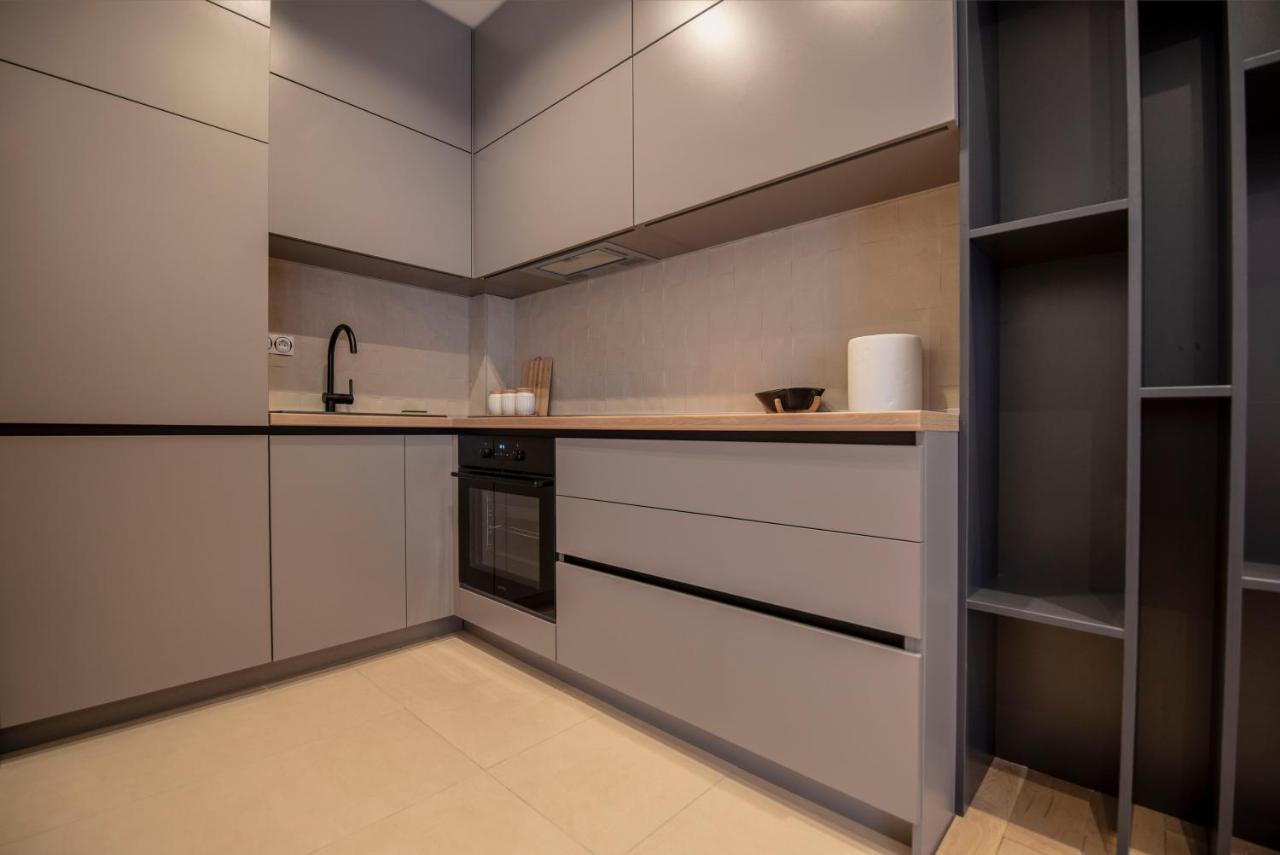 Apartment Aloha Требине Екстериор снимка