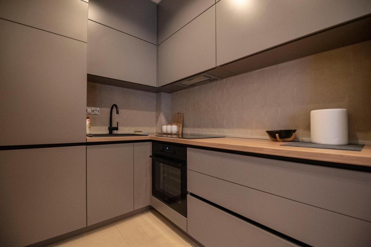 Apartment Aloha Требине Екстериор снимка